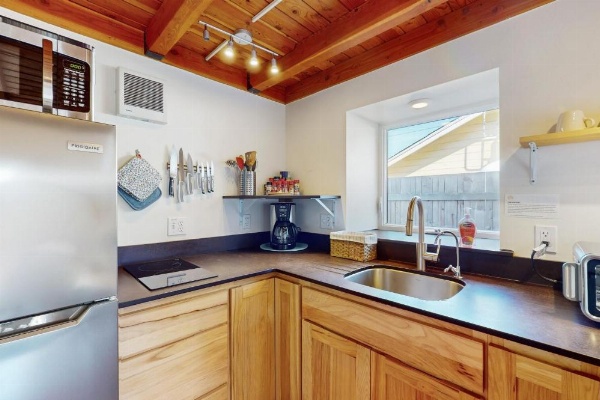 Sequoia Cottage image 10