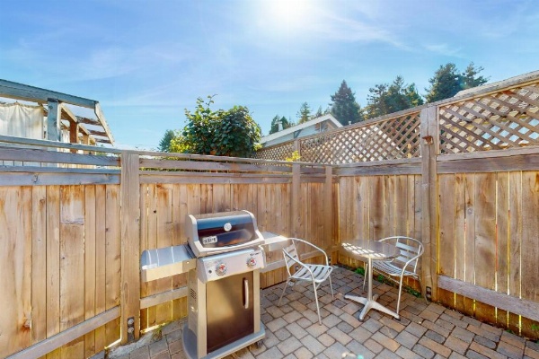 Sequoia Cottage image 26
